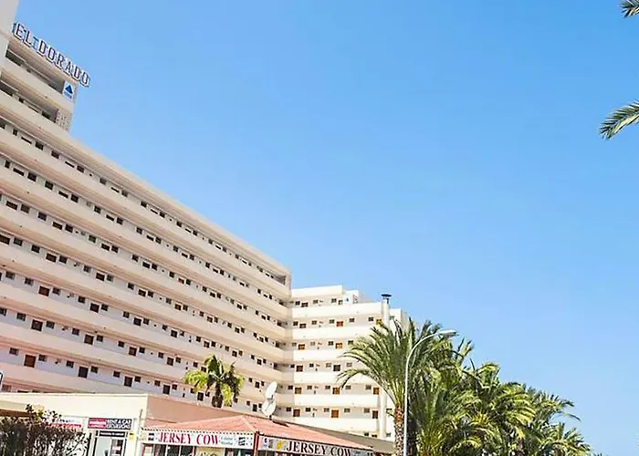 In El Dorado Complex Apartament *